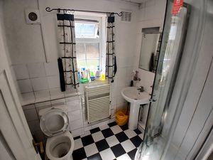 Photo 8- click for photo gallery